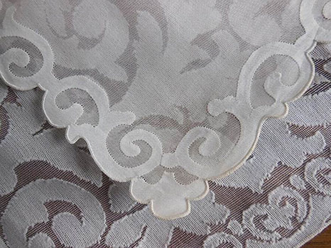 1920s-organdy-placemats-3