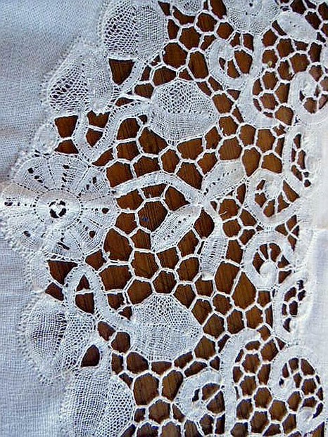 Vintage Linens & Textiles