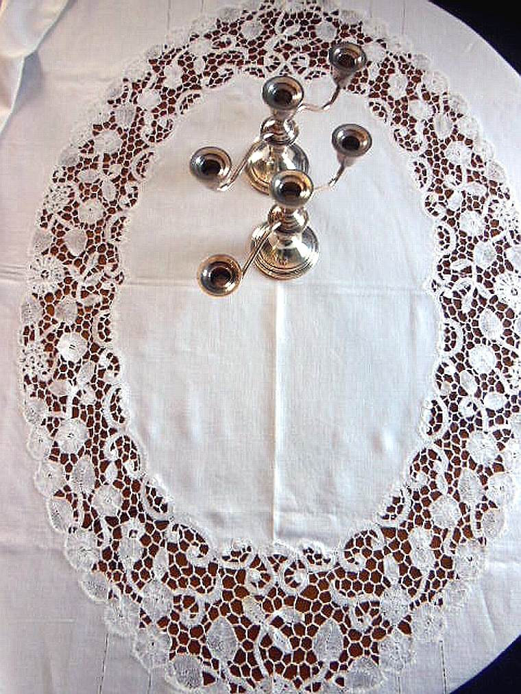 1930s Linen Tabletop