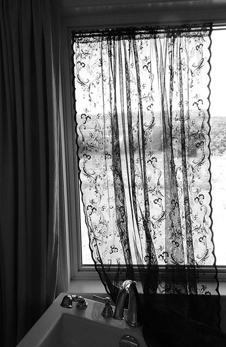 delilah-4jpg