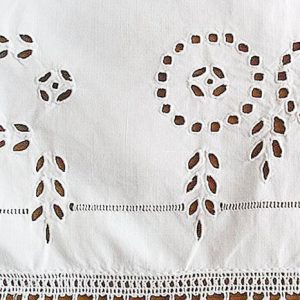 Sweet Cottage Runner