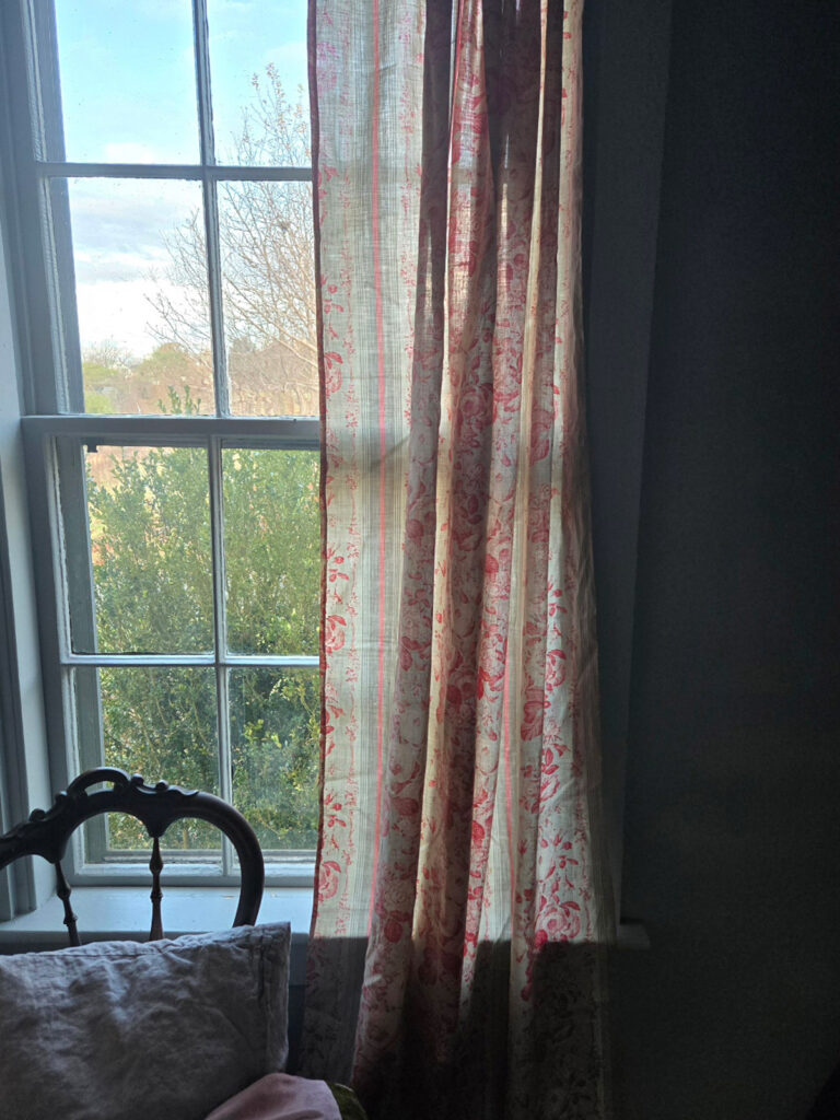 soft-pinks-and-french-blues-C2